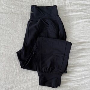 Athleta Salutation jogger - navy